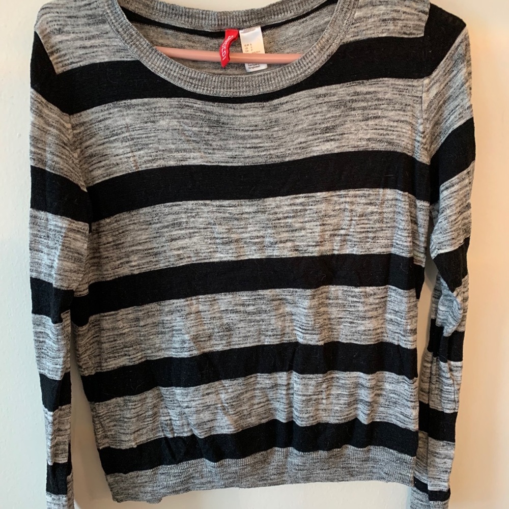 H&M top - Picture 1 of 2